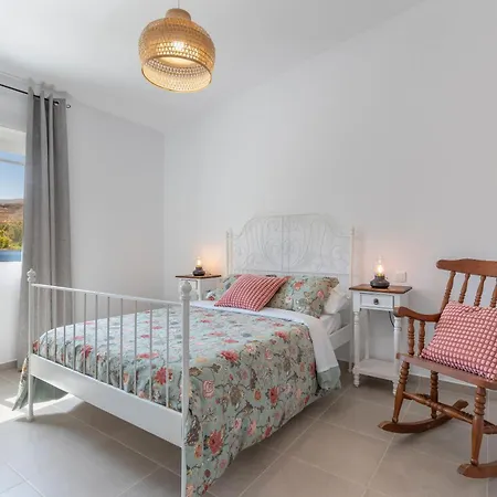 Ternemoyschool 別荘